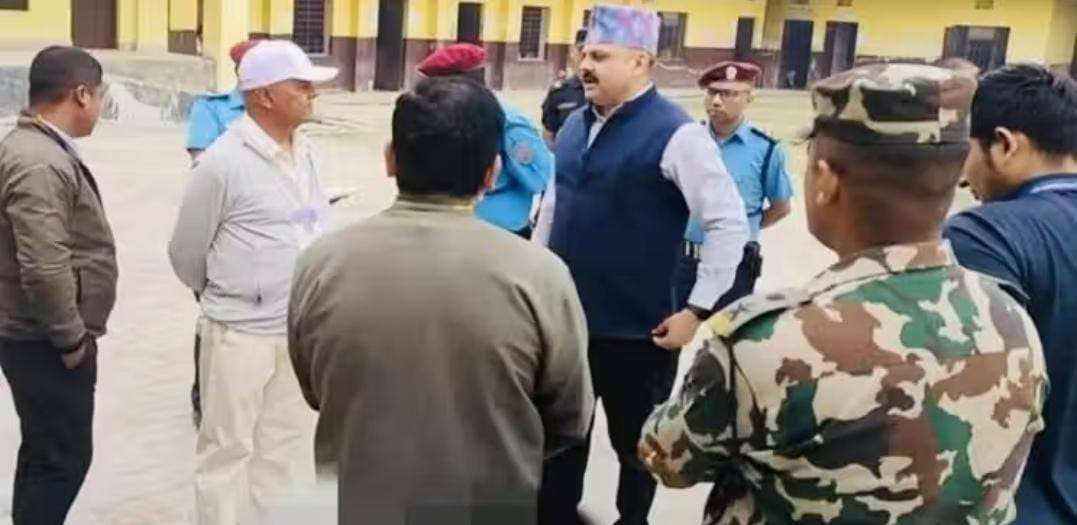 सुनसरीको परीक्षा केन्द्रबाट चार जना निरीक्षक निष्कासन।